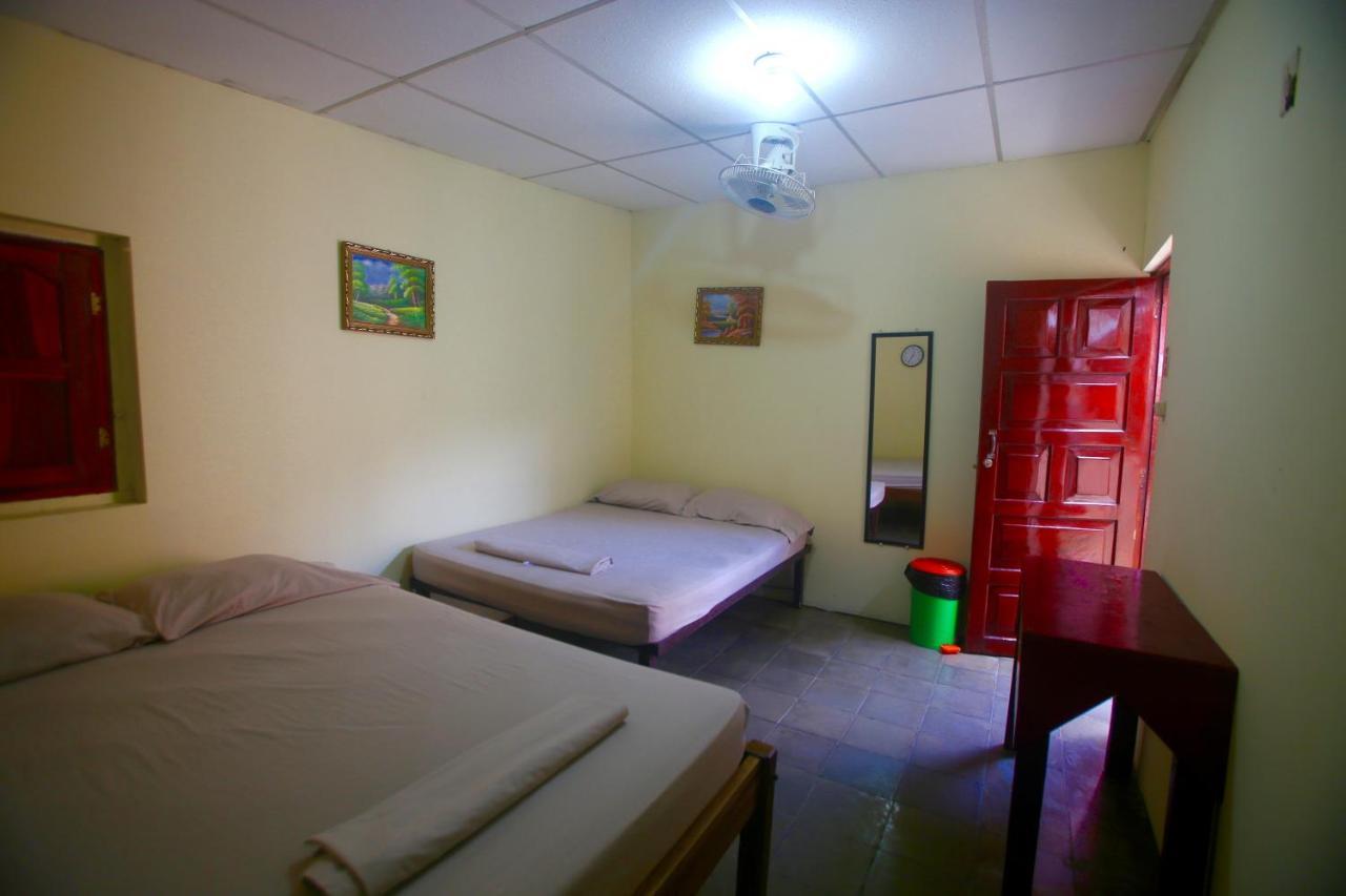 Hostal Los Chamos Сан-Хуан-дель-Сур Экстерьер фото