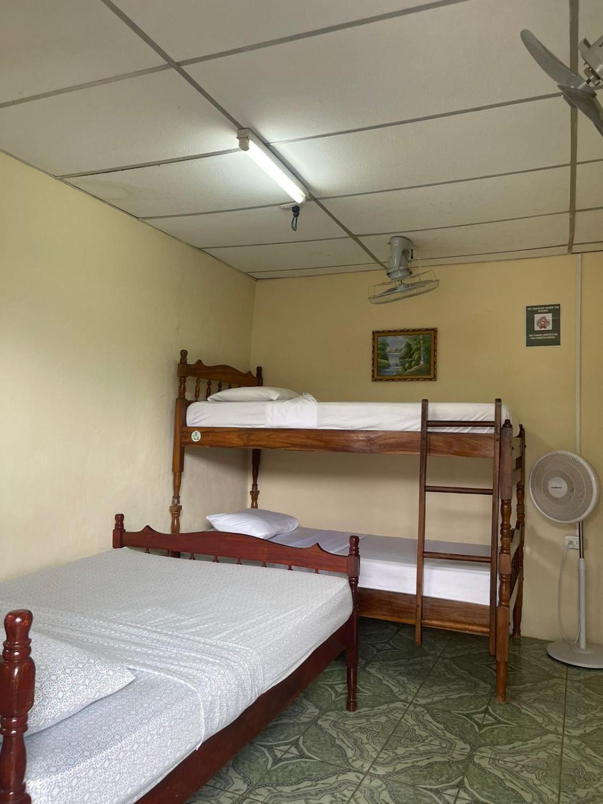 Hostal Los Chamos Сан-Хуан-дель-Сур Экстерьер фото