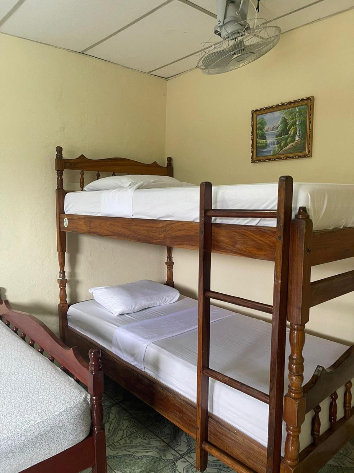 Hostal Los Chamos Сан-Хуан-дель-Сур Экстерьер фото